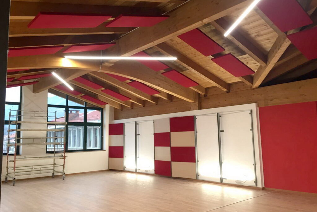 Acoustic-treatment-multifunctional-hall